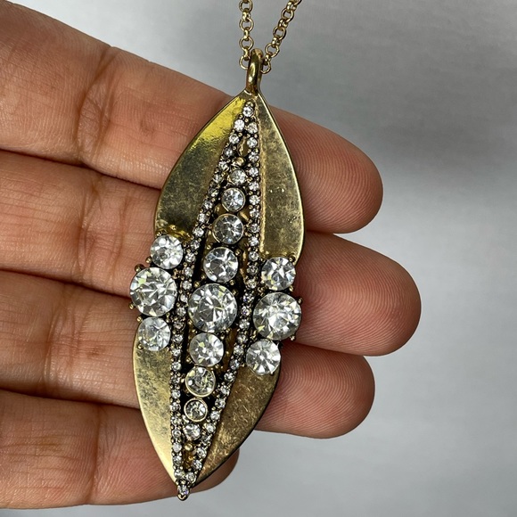 NWT Gold & Rhinestone Style Pendant Necklace| 18-20” long - Picture 3 of 5